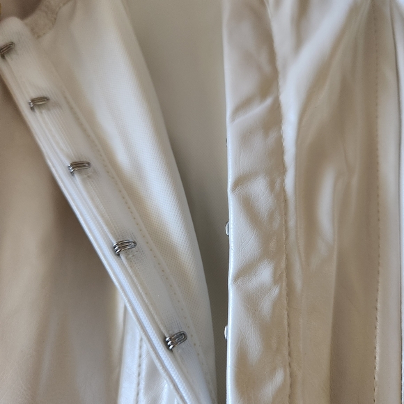 PEARLY ☆ FAUX LEATHER ☆ HOOK & EYE ☆ BUSTIER TOP ☆ M ☆ NWOT - Picture 6 of 8